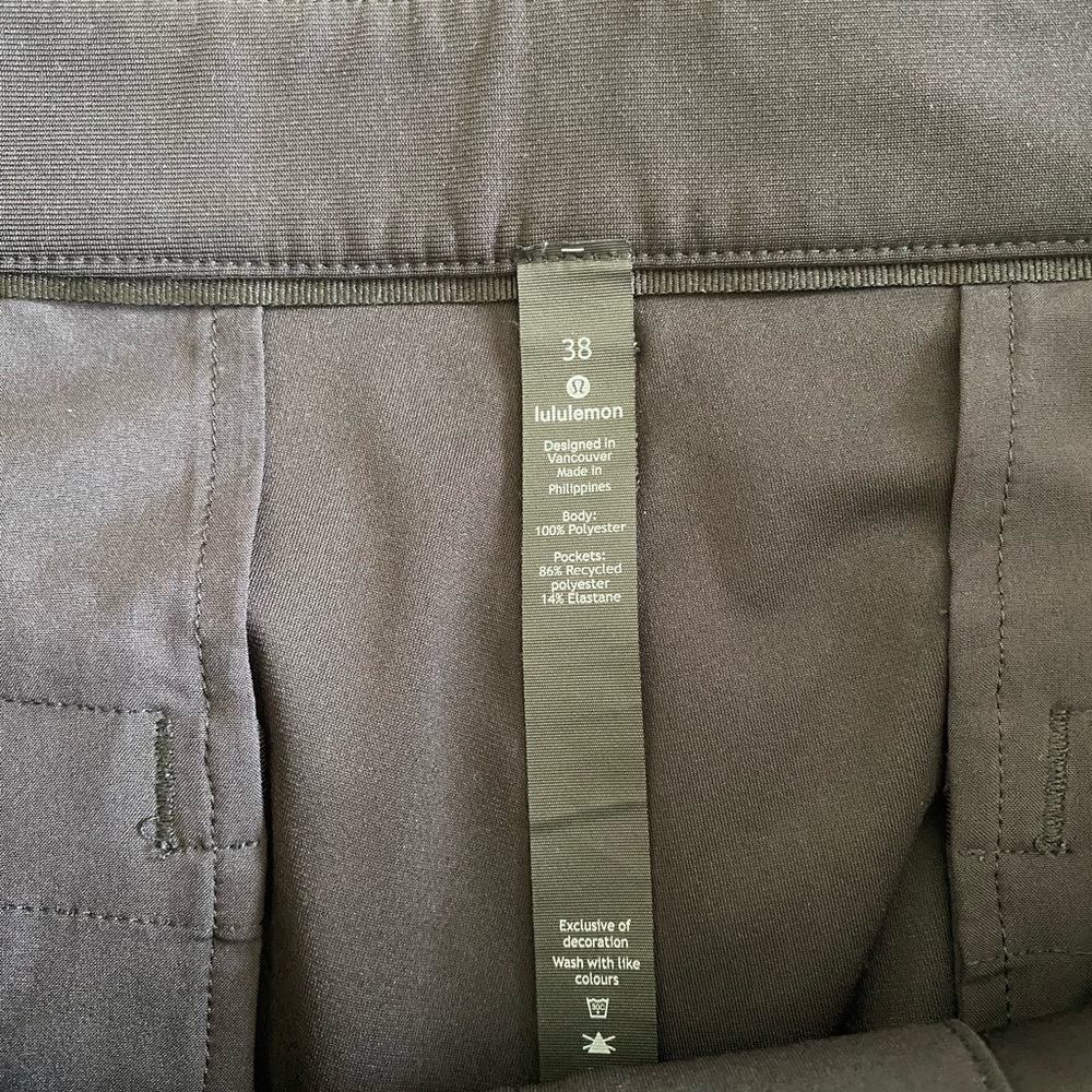 Lululemon Mens Commission Shorts 38 waist 11” inch inseam - Picture 6 of 8